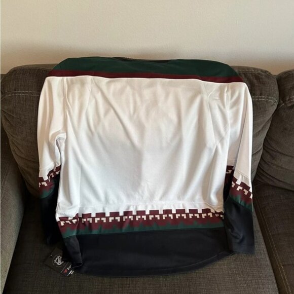 Fanatics Authentic Arizona Coyotes Kachina Breakaway Hockey Jersey - Picture 7 of 7